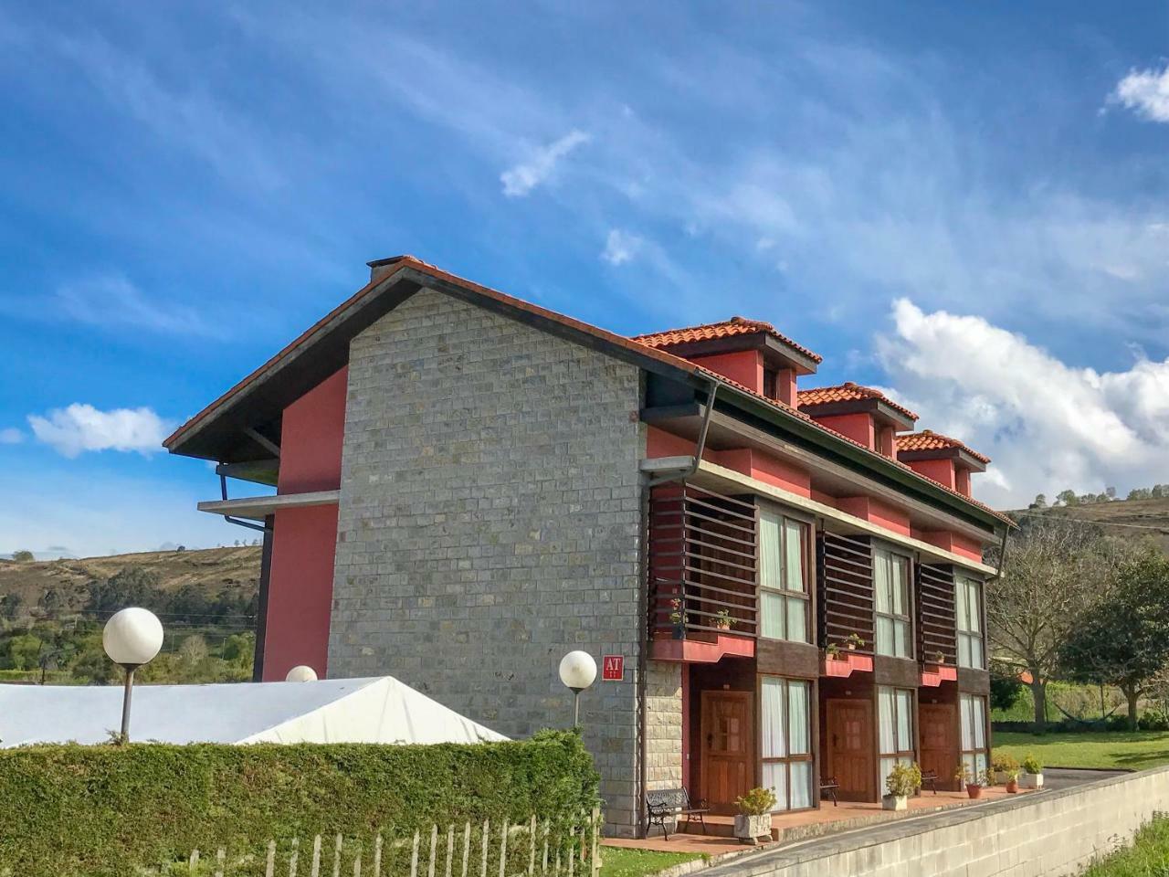 El Horriu Daire Llanes Dış mekan fotoğraf