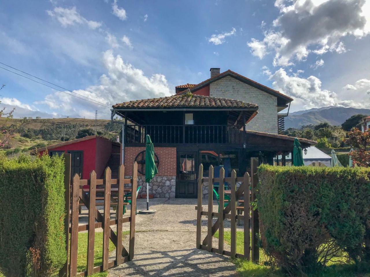 El Horriu Daire Llanes Dış mekan fotoğraf